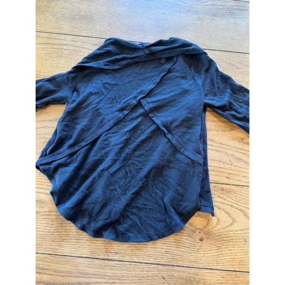 Short black cardigan - Picture 6 of 7